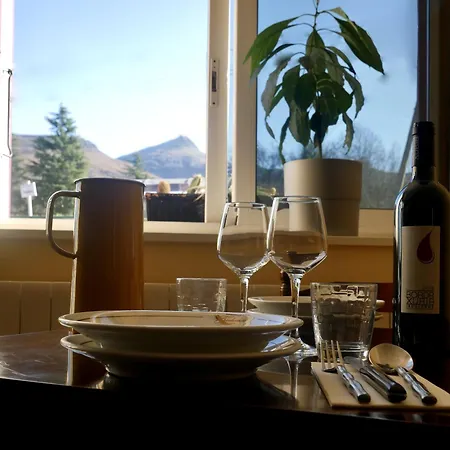Hotel Trabenia
