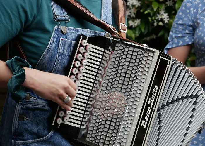 Hotel Restaurant Trabenia